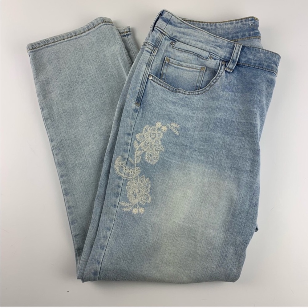 Chico’s Jeans - Platinum Light Wash Skimmer
